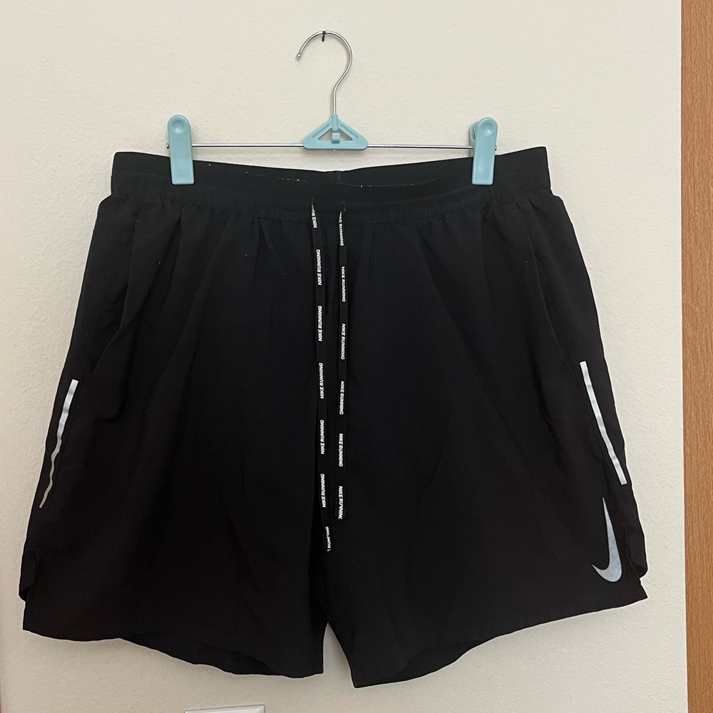 Nike Mens XL Running Shorts
